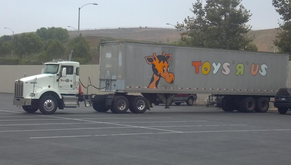 [Image: toys-r-us-semi-truck-trailer-with-jeffer...uckers.jpg]